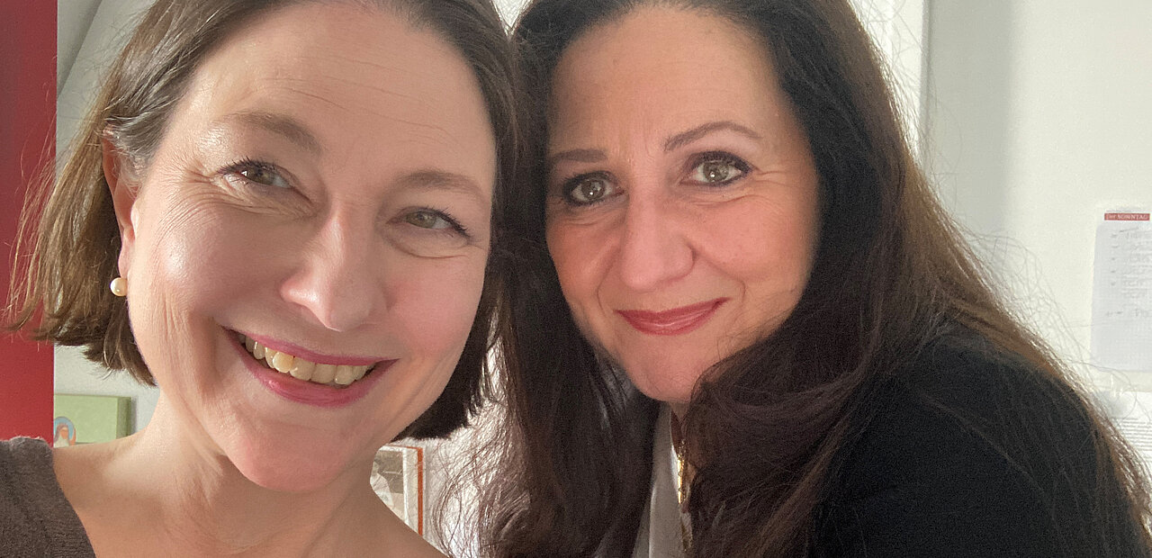 Carinthischer Sommer: Nadja Kayali, stellt das Programm des kommenden Sommer­festivals in der SONNTAGs-Jause mit Sophie Lauringer mit viel Freude vor. Dabei verrät Sie auch, warum sie auf die Gesellschaft einwirken will. 