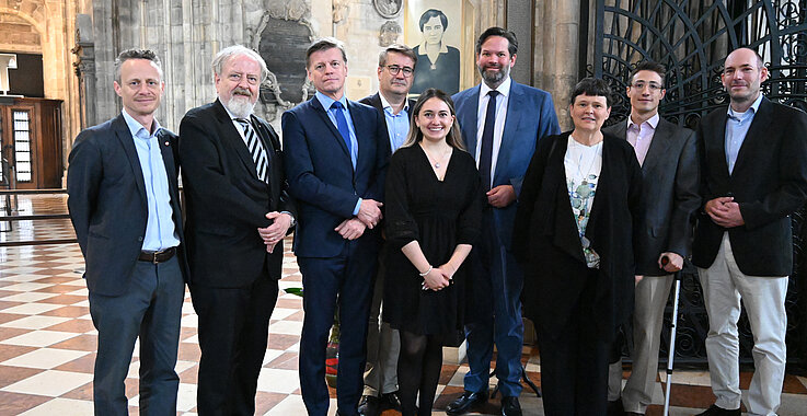 Das Einladungskomitee zur Burjan-Gedenkmesse im Stephansdom.