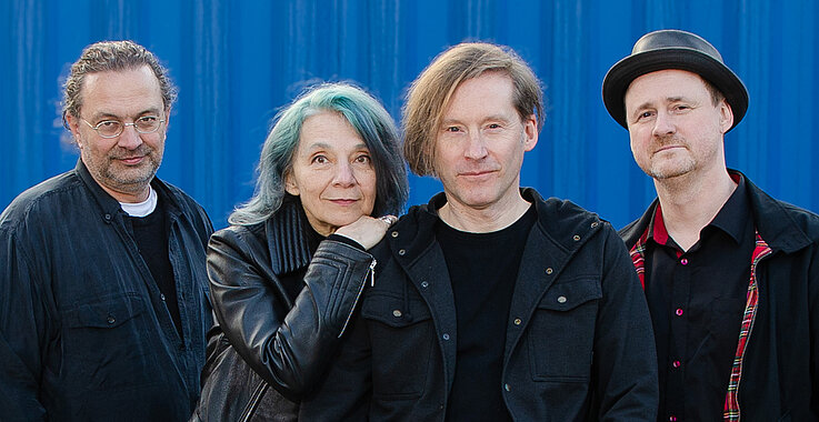 Die Band „Pfarrkaffee“ bezeichnet sich selbst als Wiener-Welle-Rock-Formation. 