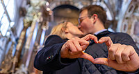 Viele Kirchen in Wien bieten einen Segen für Liebespaare zu Valentinstag an. 