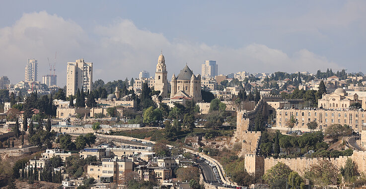 Auf dem Berg Zion: Die Dormitio-Basilika steht seit 125 Jahren auf alten steinernen und  mündlichen Zeugen des christlichen Glaubens, der kleinsten Minderheit in Jerusalem.