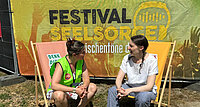 Sabine Kräutel-Höfer (links) ist zum dritten Mal Festivalseelsorgerin am Wiener Donauinselfest. 