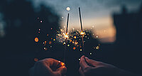 Nehmen Sie den Kalender des ausklingenden Jahres und die Fotosammlung auf Ihrem Handy zur Hand. Nun gehen Sie Woche für Woche durch. Was war besonders schön?