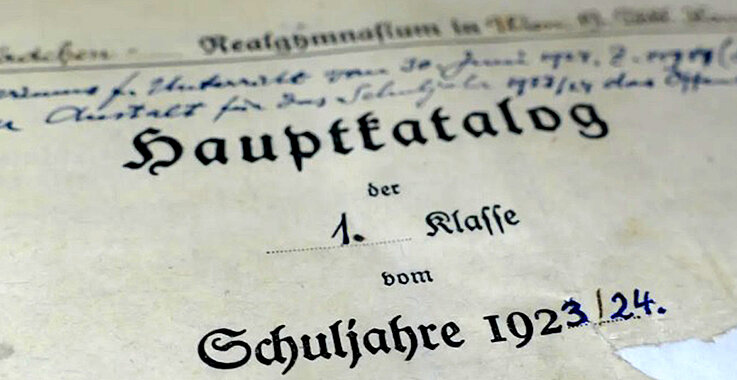 Ein Blick in den Hauptkatalog aus dem ersten Schuljahr des Gymnasiums Maria Regina 1923/24. 