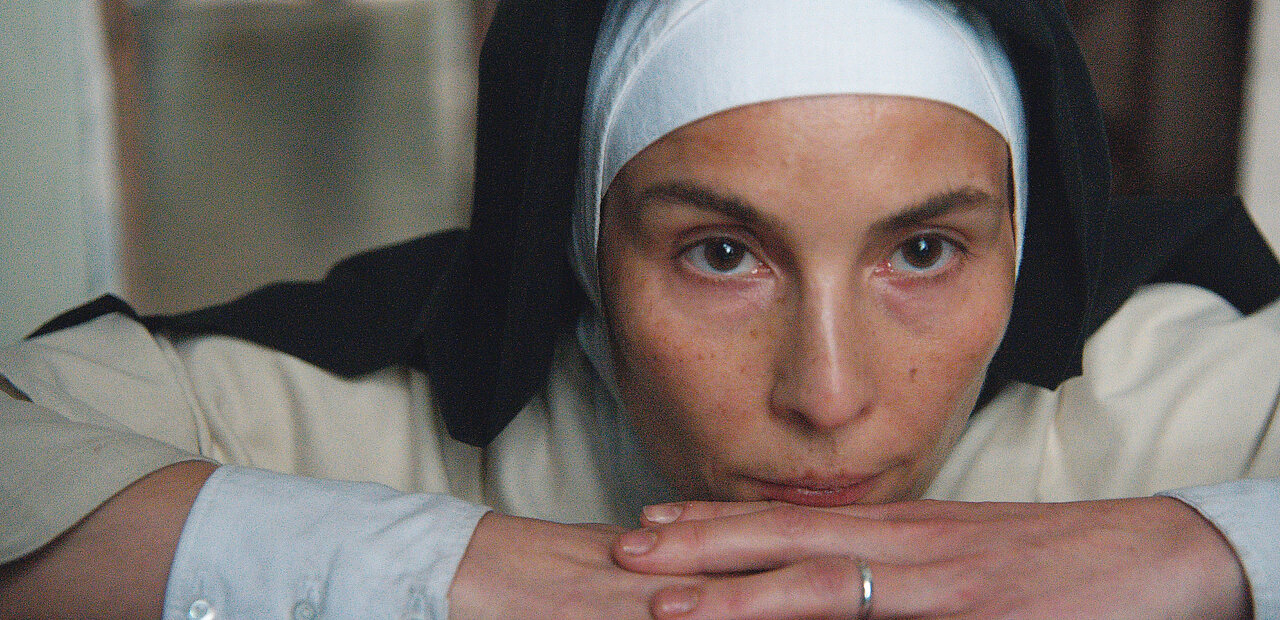 Zwischen Berufung und Versuchung: Noomi Rapace beeindruckt als Mutter Teresa.