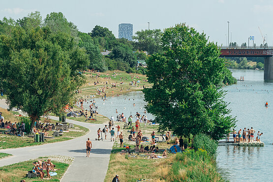 21 Kilometer Länge hat die Donauinsel. Mit dieser Größe bietet sie „Platz für alle“.