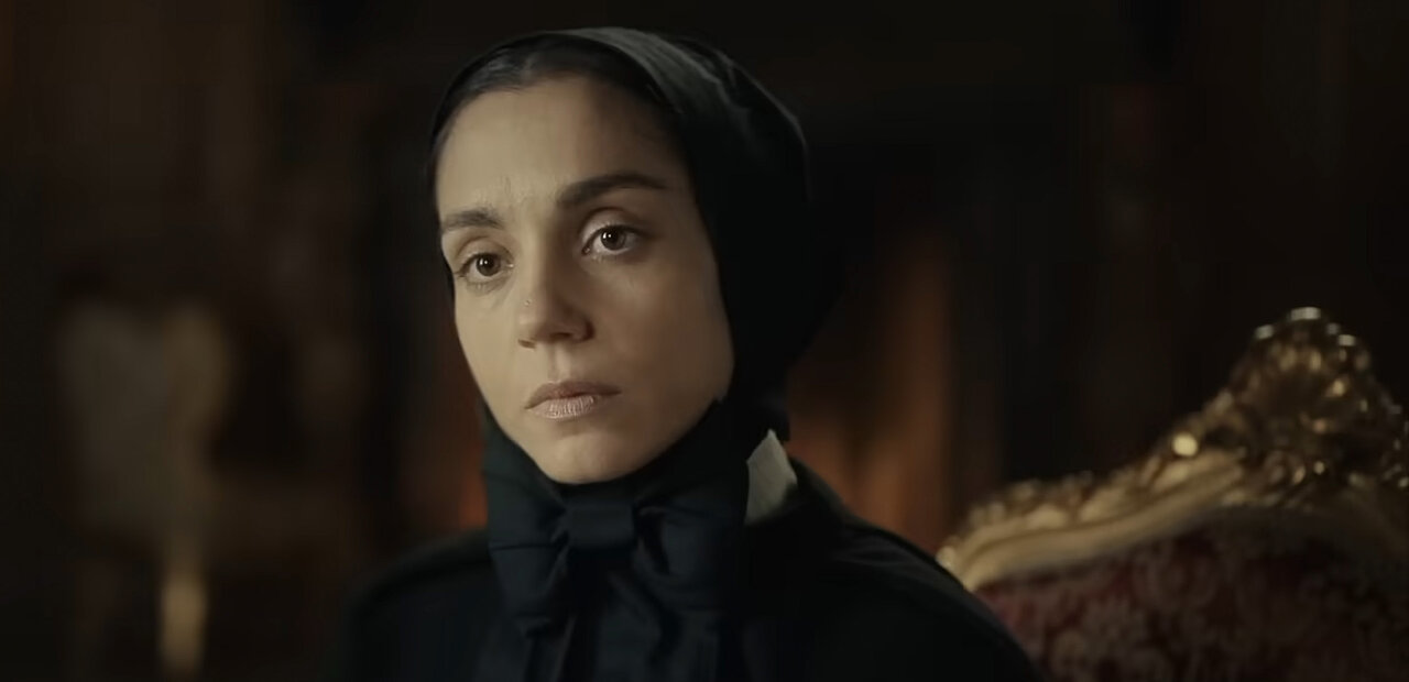 Auf der Seite ihrer benachteiligten italienischen Landsleute setzte sich Francesca Cabrini (Cristiana Dell’Anna) in New York für die Versorgung von Kranken und obdachlosen Kindern ein.