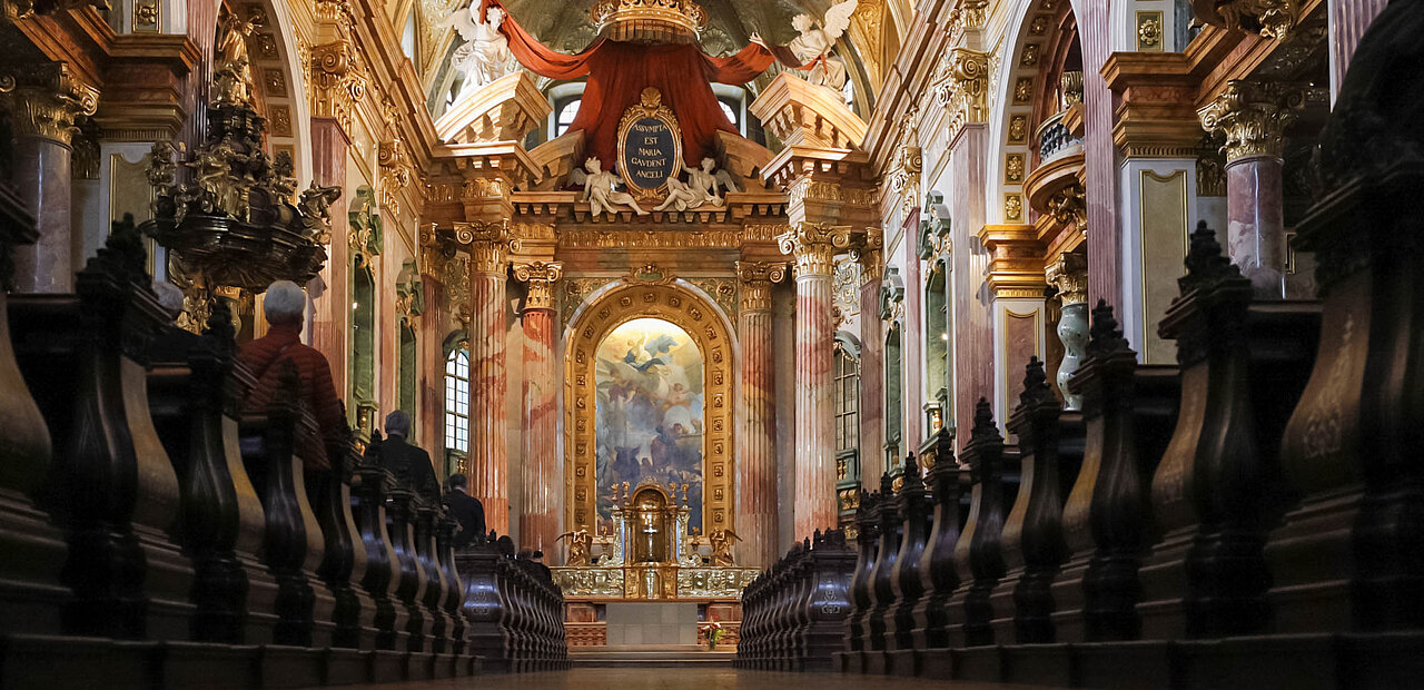 Hilfe gegen die Hitze: Die Jesuitenkirche im 1. Bezirk zählt zu den besonders kühlen Spots in Wien. 