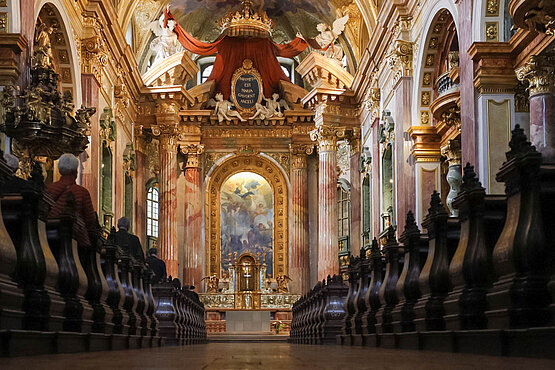Hilfe gegen die Hitze: Die Jesuitenkirche im 1. Bezirk zählt zu den besonders kühlen Spots in Wien. 