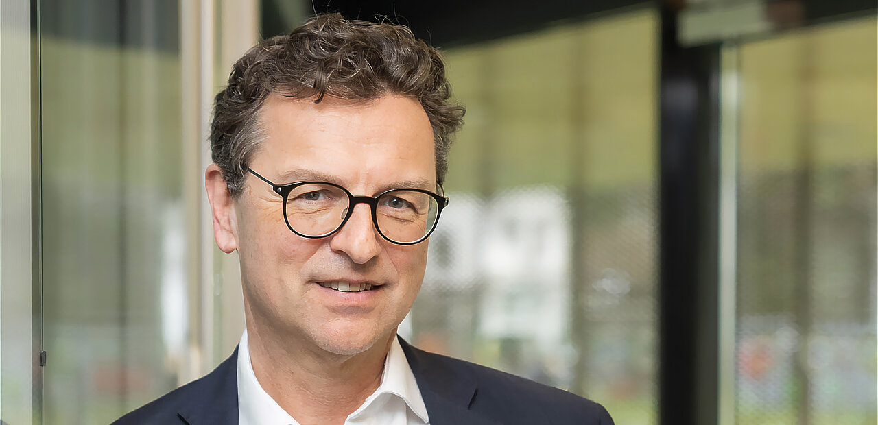 Franz Harnoncourt, das jüngste von vier Kindern des Dirigenten Nikolaus Harnoncourt und seiner Frau Alice.