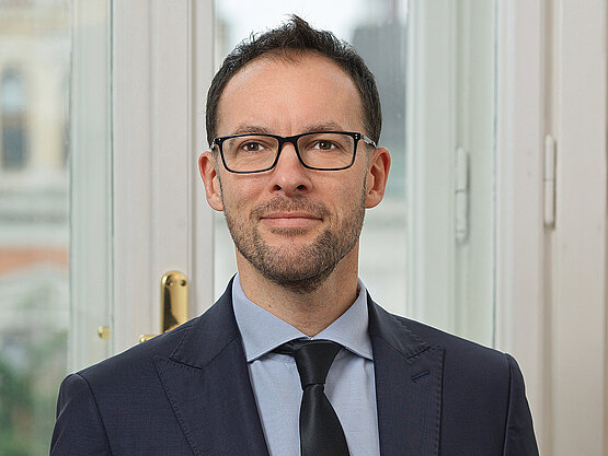 Wolfgang Roth