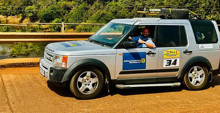 Auto in Sierra Leone mit Pfarrer Richard Hansl 8/2024