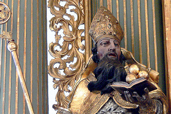 Heiligenstatue Nikolaus