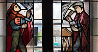 Der bekannteste Schelm des Mittelalters, Till Eulenspiegel, stattete dem Stephansdom und seinem Südturm einen Besuch ab. 