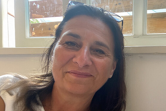 Dina Baranes betet für Frieden in Israel.