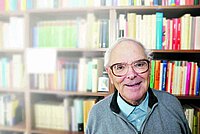 Universitätsprofessor Gisbert Greshake