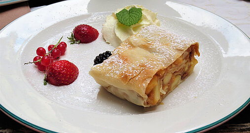 Apfelstrudel