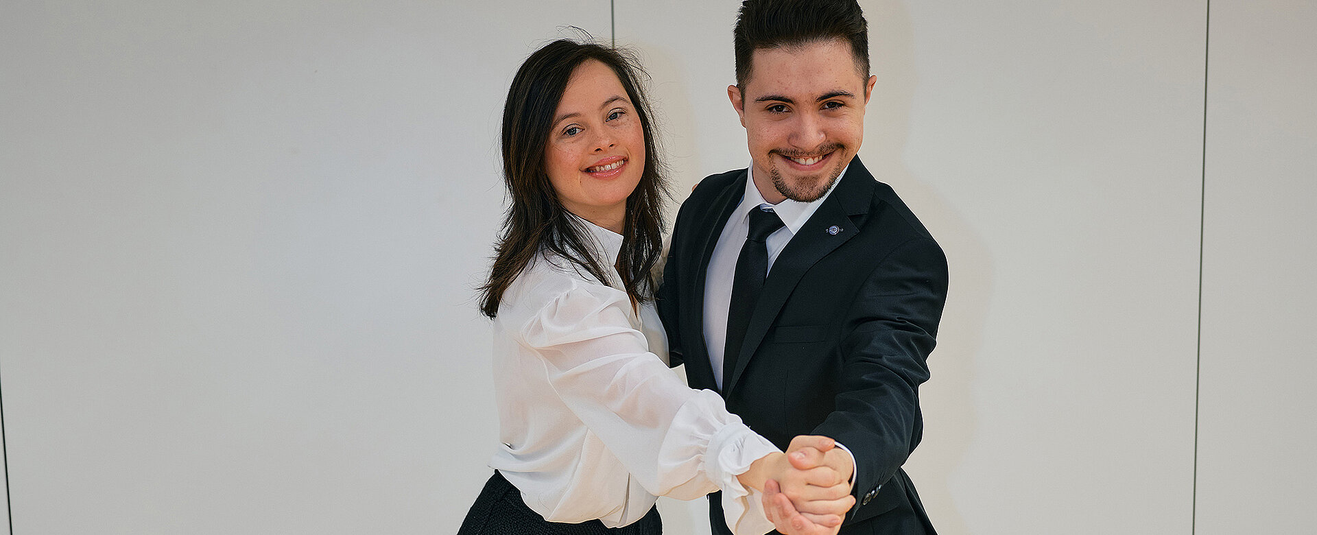 Die Vorfreude auf den Opernball ist bei Holly Hurtig und Tobias Cinibulk groß.