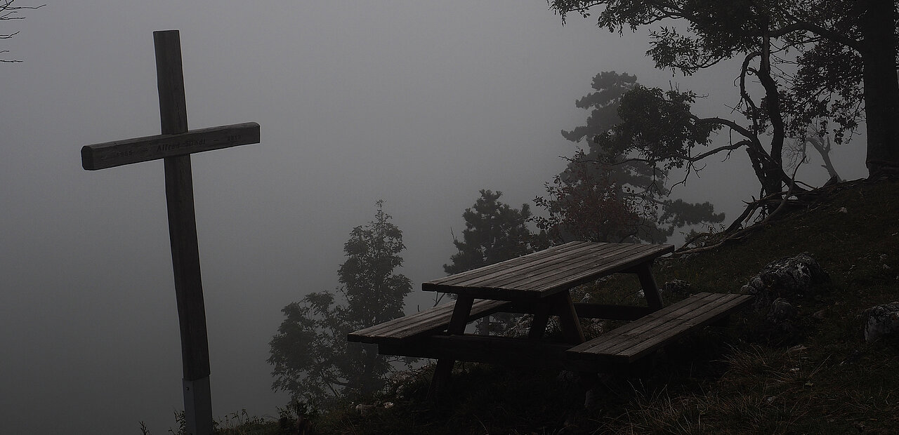 Kriege, Inflation und Krisen trüben uns die Stimmung. Was man in "Zeiten wie diesen" tun kann. 