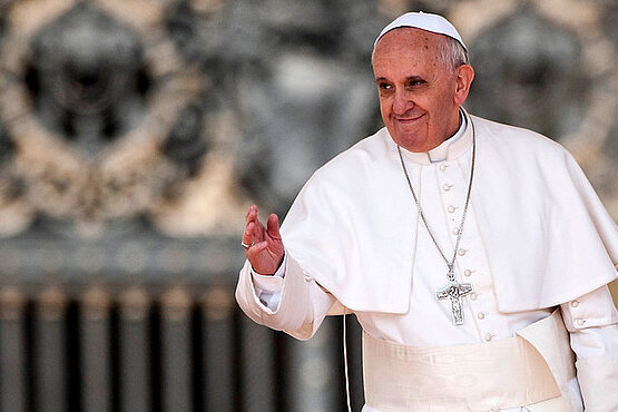 International und in Österreich erinnern Persönlichkeiten an das Wirken von Papst Franziskus. 