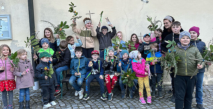 Unteralber Jungschar mit Palmbuschen 13/2024