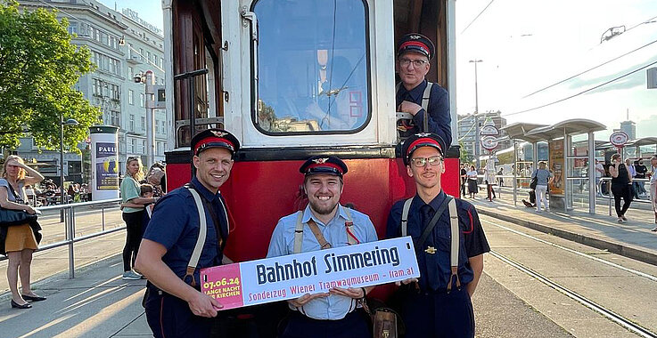 Eine Fahrt mit der Tram bei der Langen Nacht der Kirchen. KW24/2024