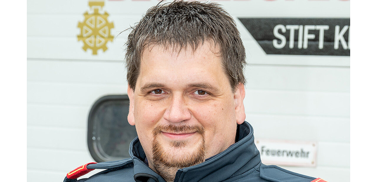 Stefan Viktorin-Pomper, Mitglied der Stiftsfeuerwehr, ist nicht der Typ, der jeden Abend betet, aber beim Brand in der Tiefgarage hat er Gott um Hilfe gebeten.