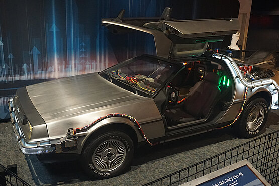 Mit dem DeLorean geht es "Zurück in die Zukunft". 