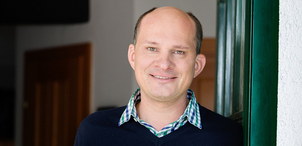 Für Manfred Edelmann sind die Eigenschaften, Demut und Nächstenliebe, tief ins Leben hineinverwoben.