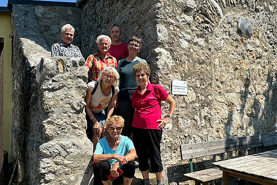 Die Wandergruppe: „Mein Mann und ich sind keine Frühaufsteher. Durch die Wandergruppe schaffen wir es aber, um 9 Uhr mit dem Gehen loszulegen“, erzählt Edith. 