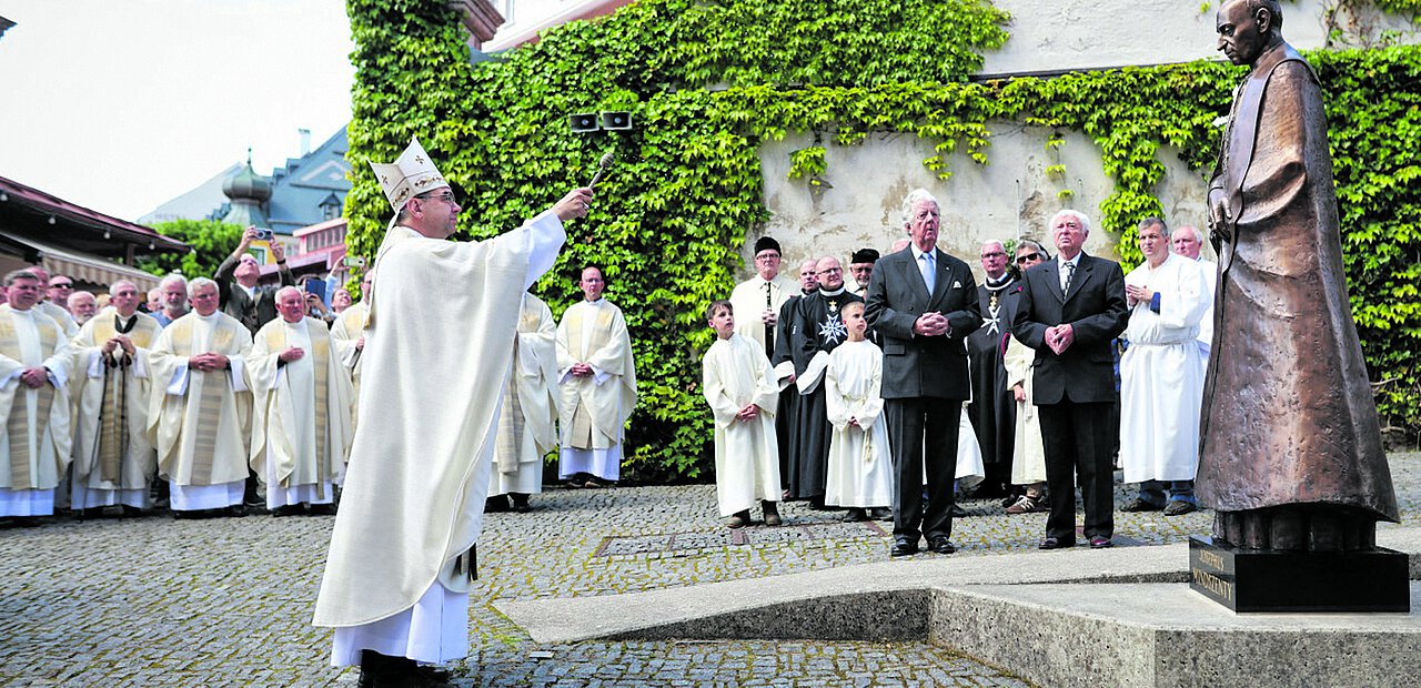 Gedenken: Am 31. Mai wurde die neue Statue zu Ehren des vor 50 Jahren im Exil in Österreich gestorbenen ungarischen Kardinals Jószef Mindszenty in Mariazell gesegnet.