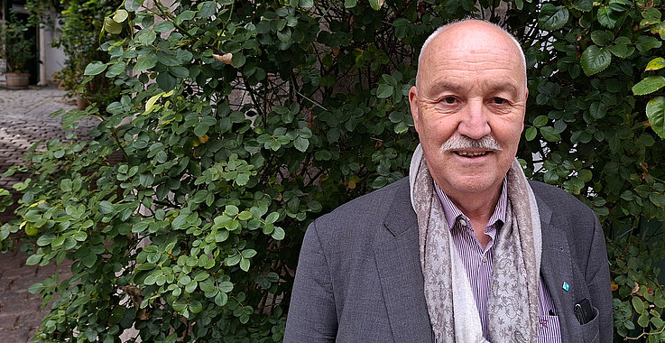Wolfgang Palaver lehrte Christliche  Gesellschaftslehre an der Katholisch-Theologischen Fakultät der Universität Innsbruck. 