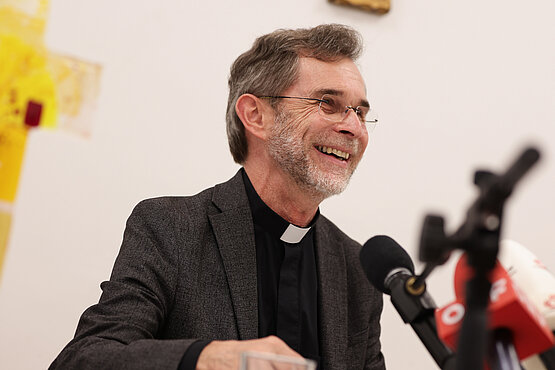 Erzbischof Josef Grünwidl will Seelsorger und Brückenbauer sein. 