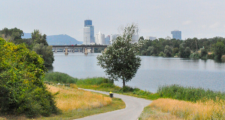Himmel & Erde-Redakteurin Andrea Harringer war am Wiener Jakobsweg unterwegs.