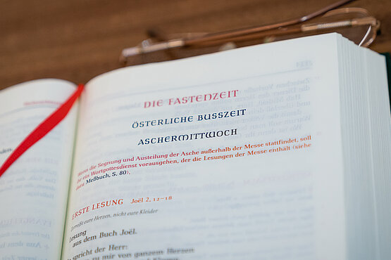 Die Katholische Presseagentur veröffentlicht ein Fasten-Alphabet.