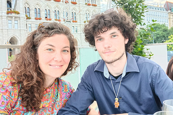 Steffi ist mit ihrem Bruder Thomas gekommen: „Die Impulsfragen regen an über neue Themen zu reden. Das in Kombination mit Essen ist eine tolle Sache!“