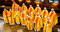 Unsere Goldjubilare und auch Jubilare älterer Jahrgänge hatten beim Festgottesdienst  mit Erzbischof Josef Grünwidl im Stephansdom Grund zu Freude und Dankbarkeit.