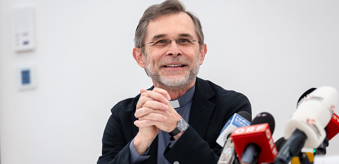 Wir wünschen dem neu ernannten Erzbischof von Wien, Josef Grünwidl, dass er mehr über den Glauben sprechen kann. 