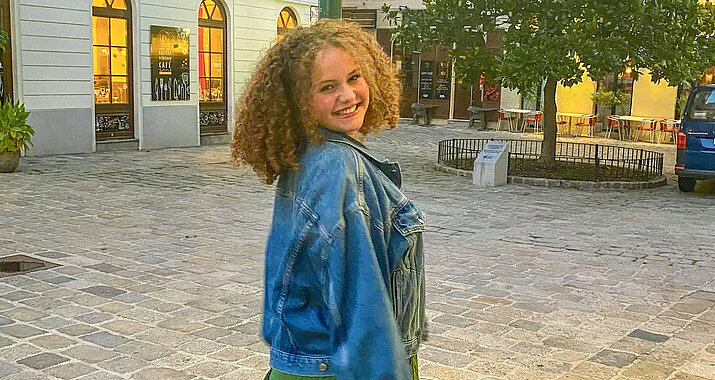 Anna Geringer (18) studiert Publizistik an der Universität Wien. Sie absolviert derzeit ein Praktikum in der Redaktion des SONNTAG.