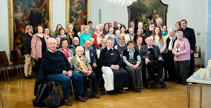 Die 40-Jahr-Feier der Berufsgemeinschaft der Pfarrhaushälterinnen. 