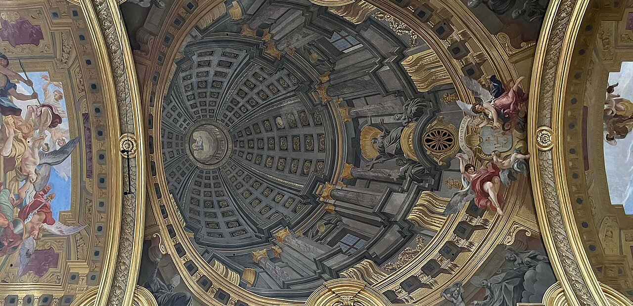 Eine Scheinkuppel lässt die Jesuitenkirche größer wirken, als sie ist.