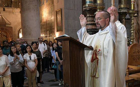 Pater Josef San Torcuato erzählte über die Lage im Heiligen Land. 