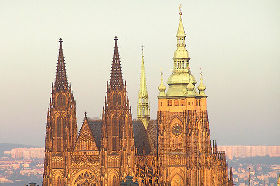 Im Prager Veitsdom wurde Stanislav Přibyl als Erzbischof willkommen geheißen.