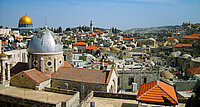 Jerusalem: Die Heilige Stadt für Judentum, Christentum und Islam, aber auch immer wieder Schauplatz von Gewalt. 
