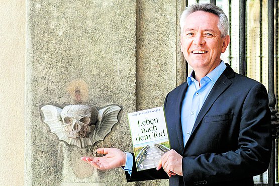Hubert Philipp Weber schreibt in seinem Buch "Leben nach dem Tod" über die große Hoffnung für Christinnen und Christen. 