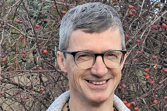 Klaus Eichardt-Ackerler hat immer schon gern ministriert, auch wochentags. Er ist Pastoralassistent in der Antonskirche in Favoriten.