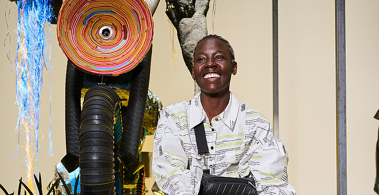 Schafft Kunst aus Weggeworfenem: Nabukenya Allen (Künstlername Njola).