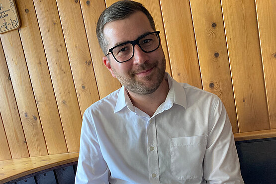 Gastronom Alexander Wimmer empfing Sophie Lauringer im Familiengasthaus im Weinviertel. 