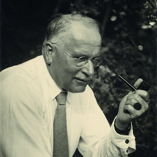 Der Schweizer Psychiater Carl Gustav Jung (1875–1961).