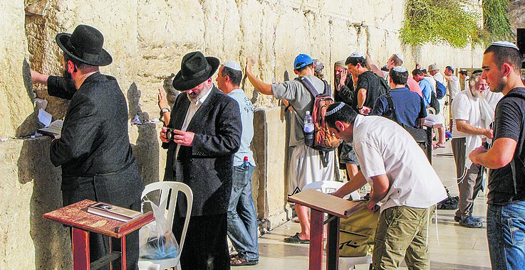 Das Judentum kennenlernen: Hierzulande oder vor Ort im Heiligen Land